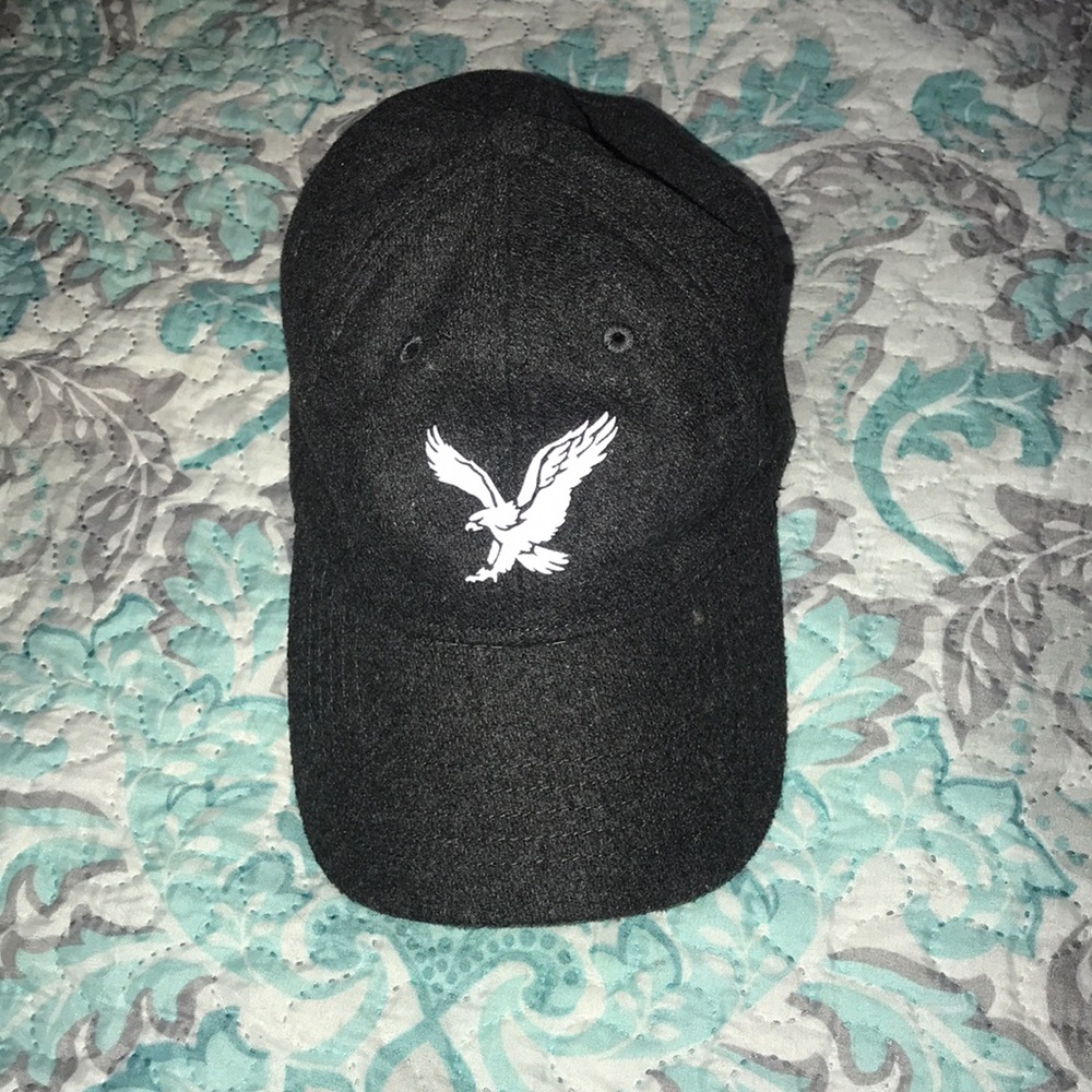 American Eagle dark hat.